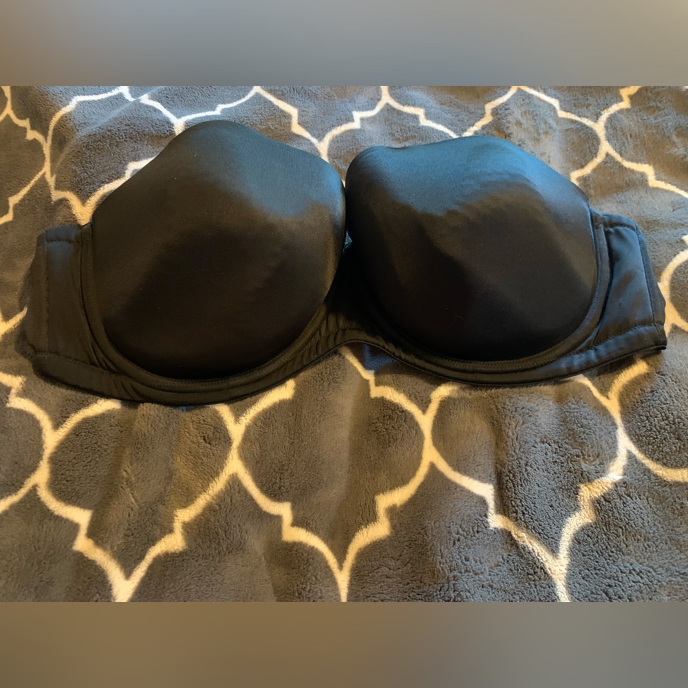 Cacique 44C strapless bra black